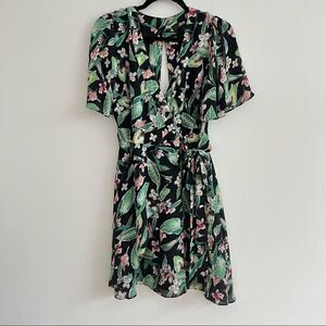 Adelyn Rae Botanical Palm Leaf Floral Open Back Wrap Dress Size Small
